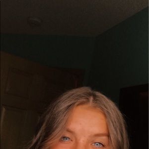 Meet your Posher, Tessa